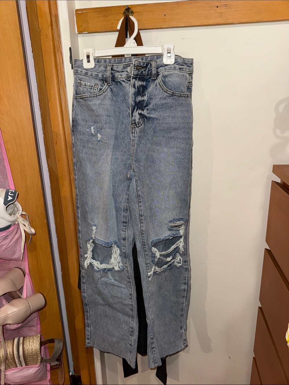 SHEIN Distressed Light Blue Straight-Leg Jeans
